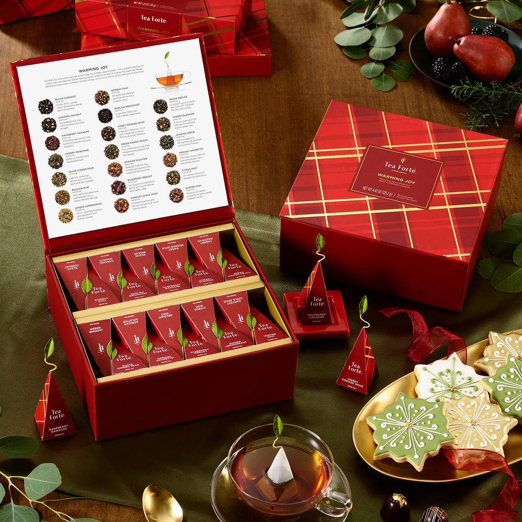 Tea Chest with 40 Handcrafted Pyramid Tea Infusers - Warming Joy Plaid